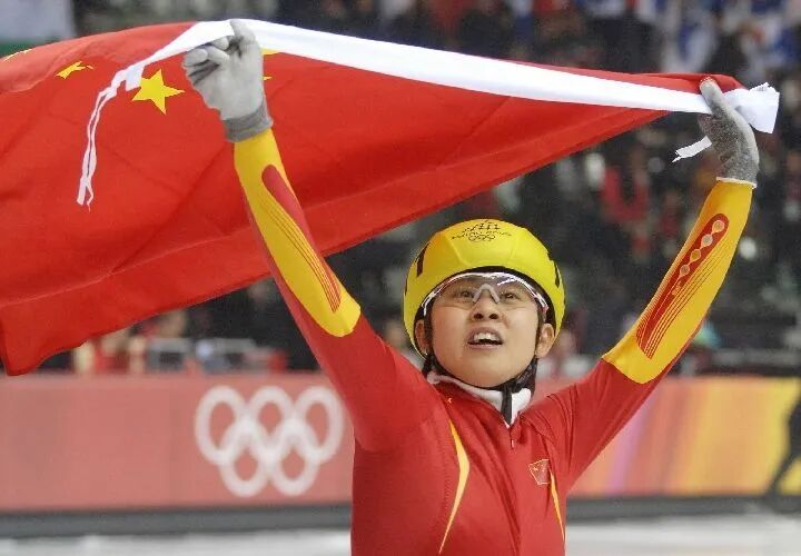 奥运冠军王濛，拟破格晋升国家级教练