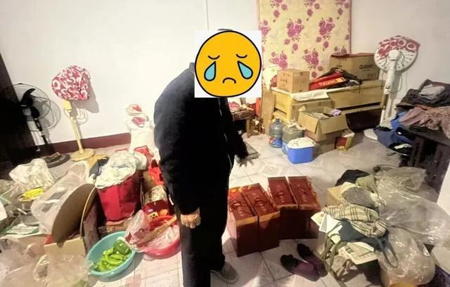 “守得住家 攻得下塔”!邹平警方6小时火速破获超市窃案,商家送另类锦旗表谢意 “守得住家 攻得下塔”!邹平警方6小时火速破获超市窃案,商家送另类锦旗表谢意