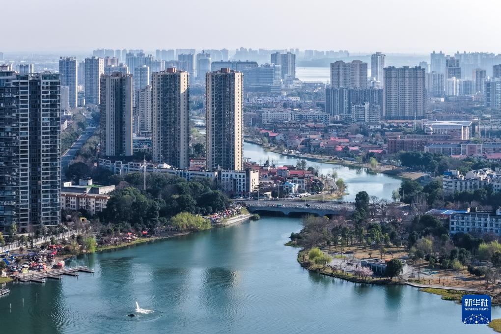 湖南常德:一水柔蓝 烟火两岸 湖南常德:一水柔蓝 烟火两岸