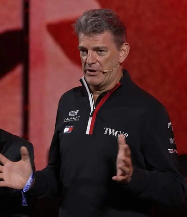 凯迪拉克F1车队领队格雷姆・洛登眼中的周冠宇：有能力也极具智慧