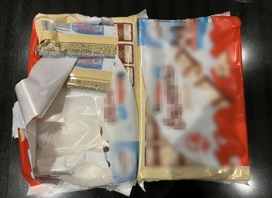伪装成“巧克力”“饼干”等零食,11.73千克毒品被查获! 伪装成“巧克力”“饼干”等零食,11.73千克毒品被查获!