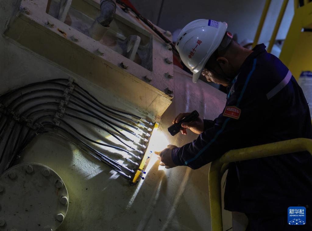 深江铁路深莞隧道西段盾构掘进突破3000米