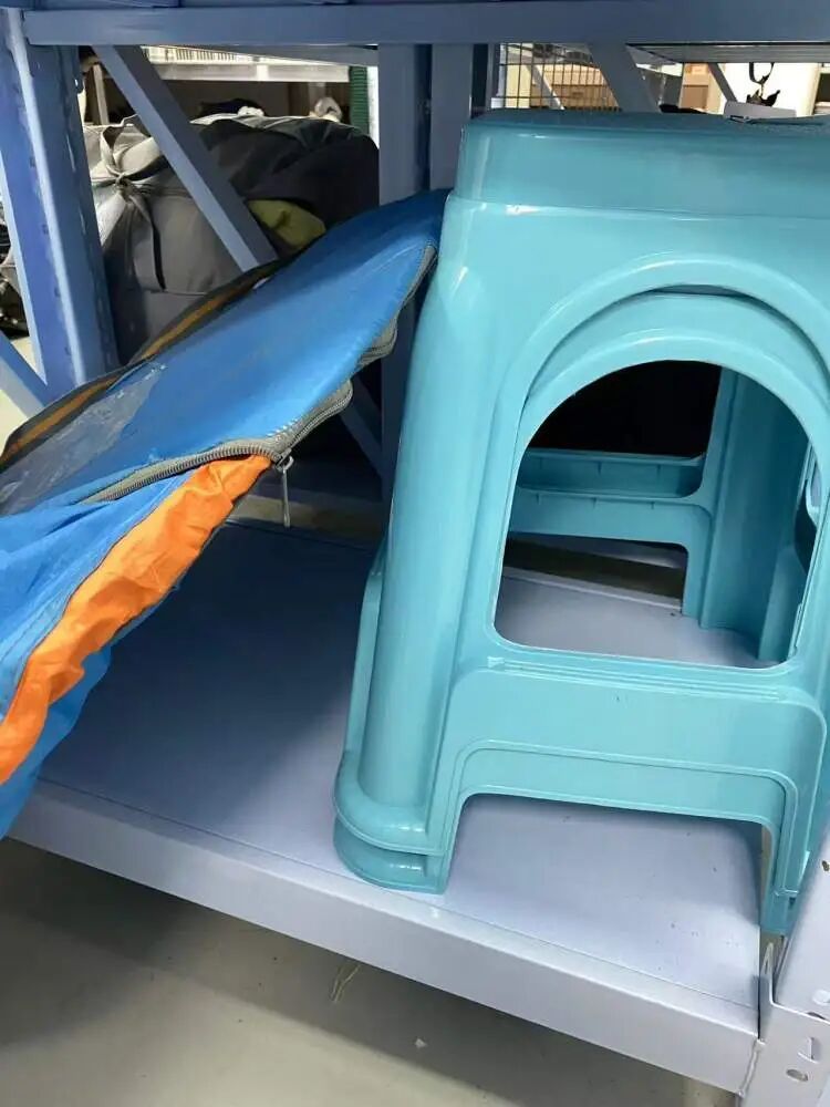 春运40天,虹桥火车站收到遗失物品超40000件!很多物品让人意想不到.... 春运40天,虹桥火车站收到遗失物品超40000件!很多物品让人意想不到....