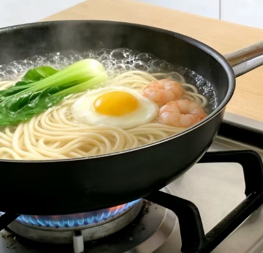 14岁女孩做饭被热汤大面积烫伤!医生提醒 14岁女孩做饭被热汤大面积烫伤!医生提醒