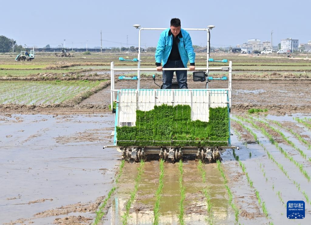 春耕“科技范”