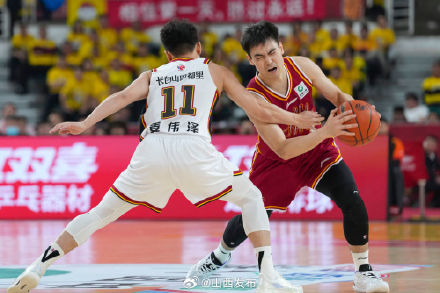 CBA常规赛:山西汾酒胜吉林长白山恩都里 CBA常规赛:山西汾酒胜吉林长白山恩都里
