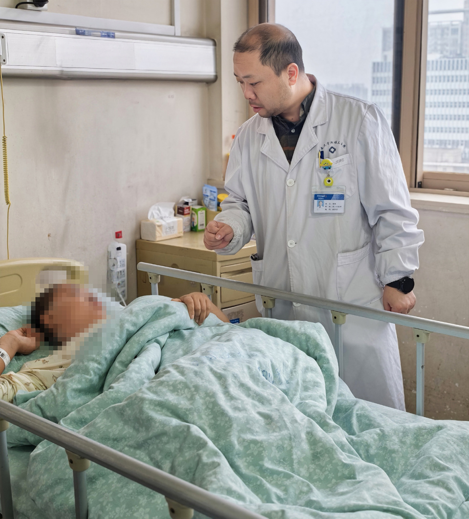 女子“脑子漏水”长达4年,最终神志模糊险丧命!专家:流清水鼻涕或是颅内“预警” 女子“脑子漏水”长达4年,最终神志模糊险丧命!专家:流清水鼻涕或是颅内“预警”