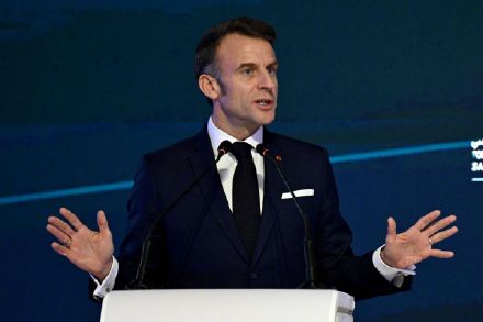 法媒：马克龙呼吁以色列放弃对黎巴嫩地面进攻