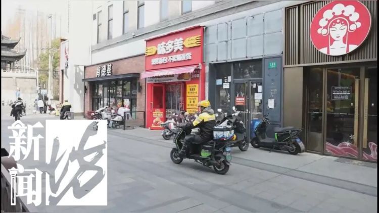 “怎么不留个证据”？上海街头突发，他的回答让人破防！