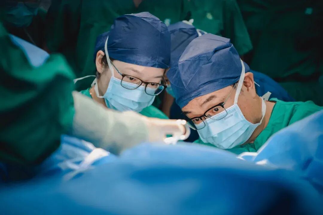 70岁阿姨一下蹲,子宫掉出体外!很多人有此难言之隐,上海医生手术植入“吊床” 70岁阿姨一下蹲,子宫掉出体外!很多人有此难言之隐,上海医生手术植入“吊床”