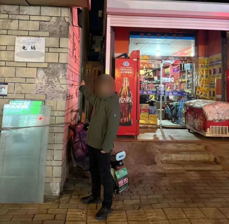 私接电线转卖,3年偷电30余万元!多名犯罪嫌疑人被采取刑事强制措施 私接电线转卖,3年偷电30余万元!多名犯罪嫌疑人被采取刑事强制措施