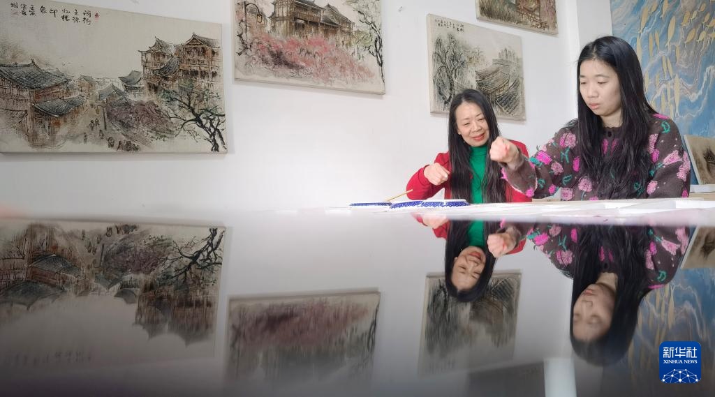 湖南常德:一水柔蓝 烟火两岸 湖南常德:一水柔蓝 烟火两岸