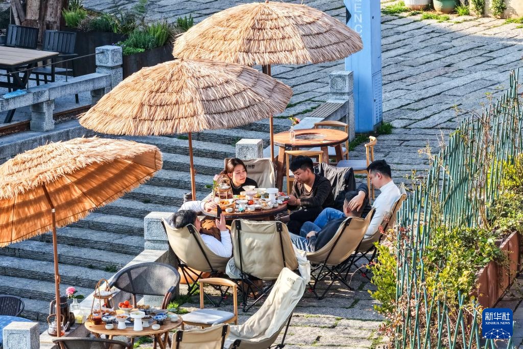 湖南常德:一水柔蓝 烟火两岸 湖南常德:一水柔蓝 烟火两岸