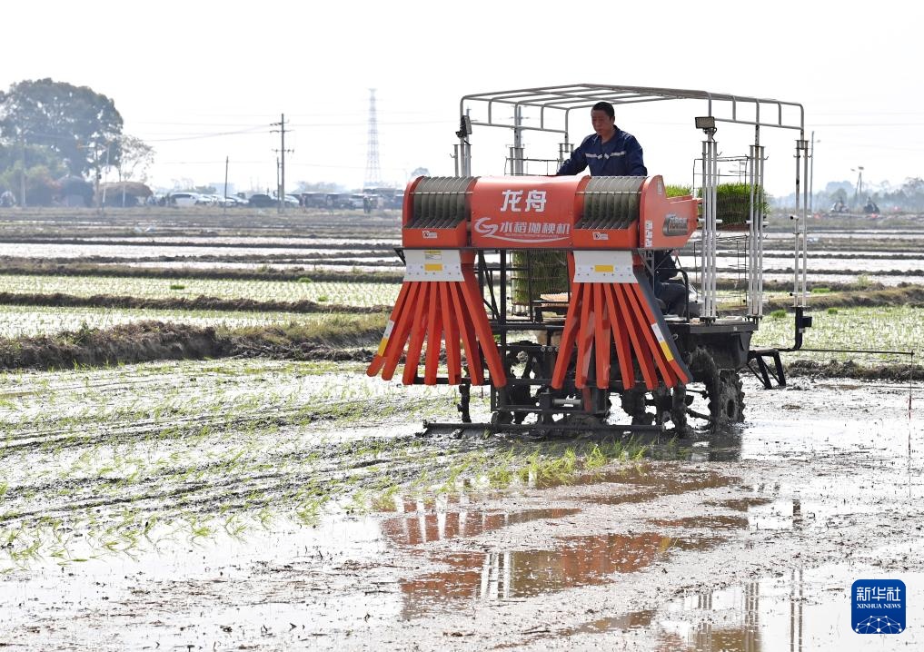春耕“科技范”