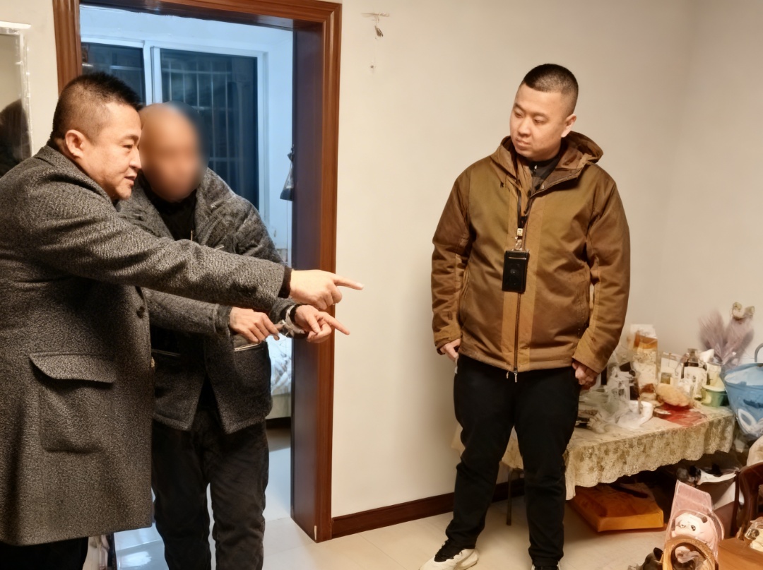 四川南充一命案告破！20岁女子出租屋遇害，凶手潜逃后变身富商，23年后终落网