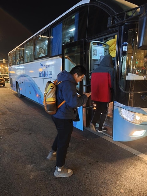 北京⇋雄安通勤消息!3月16日起正式开通运营—— 北京⇋雄安通勤消息!3月16日起正式开通运营——