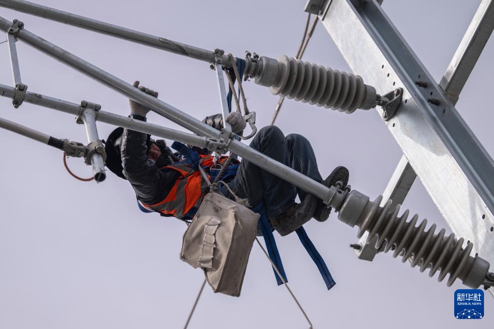 哈伊高铁“四电”工程建设进入冲刺阶段 哈伊高铁“四电”工程建设进入冲刺阶段