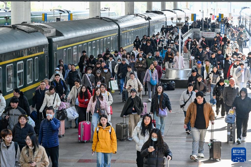 2026年春运交通出行人数预计为94亿人次 2026年春运交通出行人数预计为94亿人次