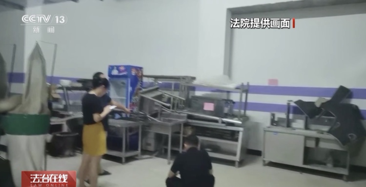 转发小区群:发现这样的邻居立刻投诉! 转发小区群:发现这样的邻居立刻投诉!