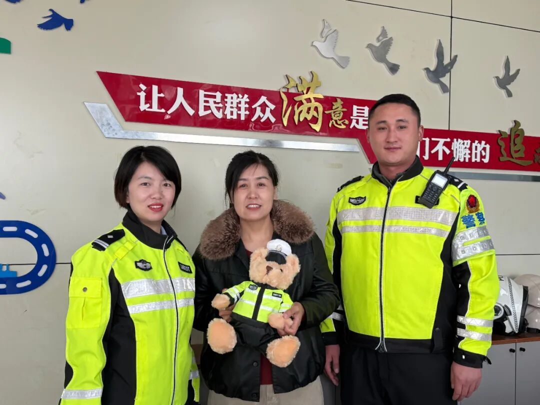 聊城“推车姐”，火了！