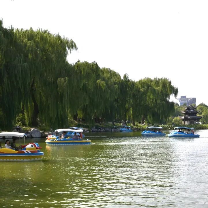 明起，北京五家市属公园游船开航！