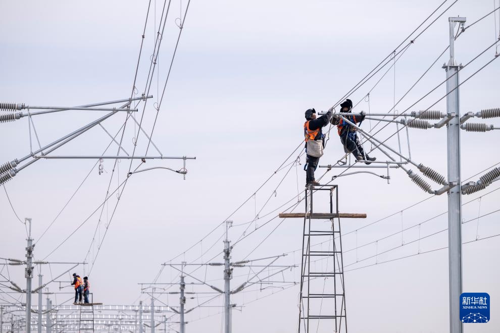 哈伊高铁“四电”工程建设进入冲刺阶段 哈伊高铁“四电”工程建设进入冲刺阶段