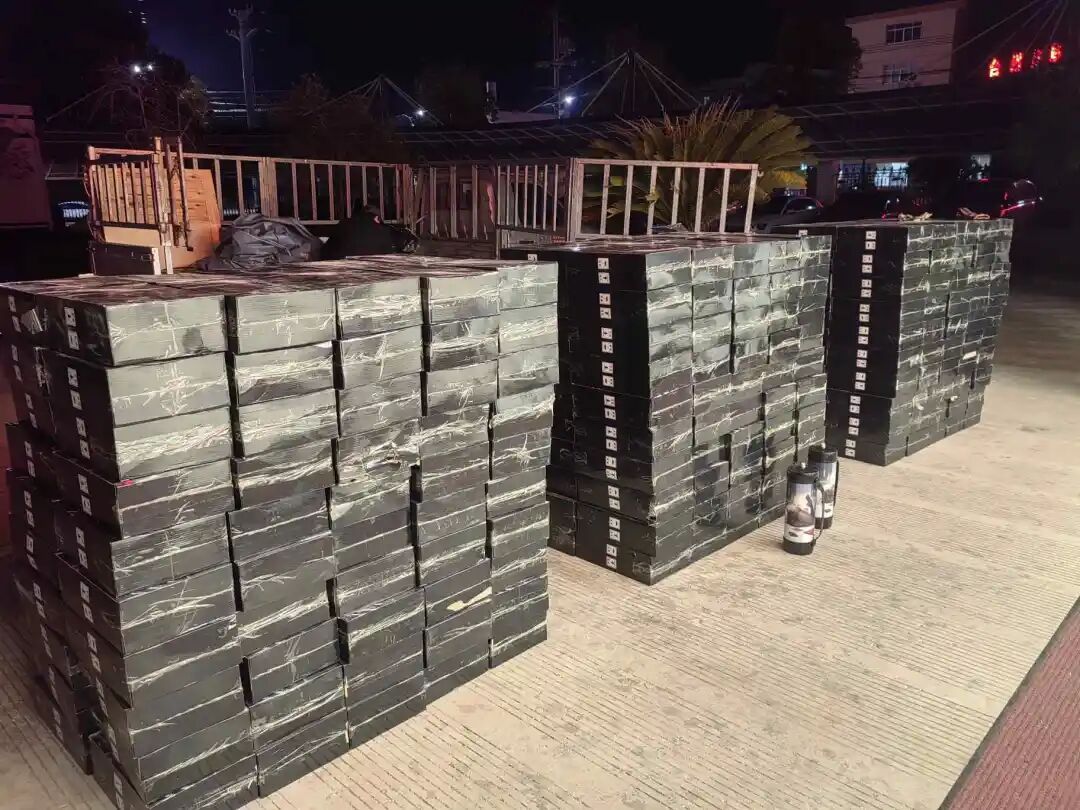 查扣“笑气”600瓶,刑拘7人!浙江临海打掉两个涉“笑气”违法犯罪团伙 查扣“笑气”600瓶,刑拘7人!浙江临海打掉两个涉“笑气”违法犯罪团伙