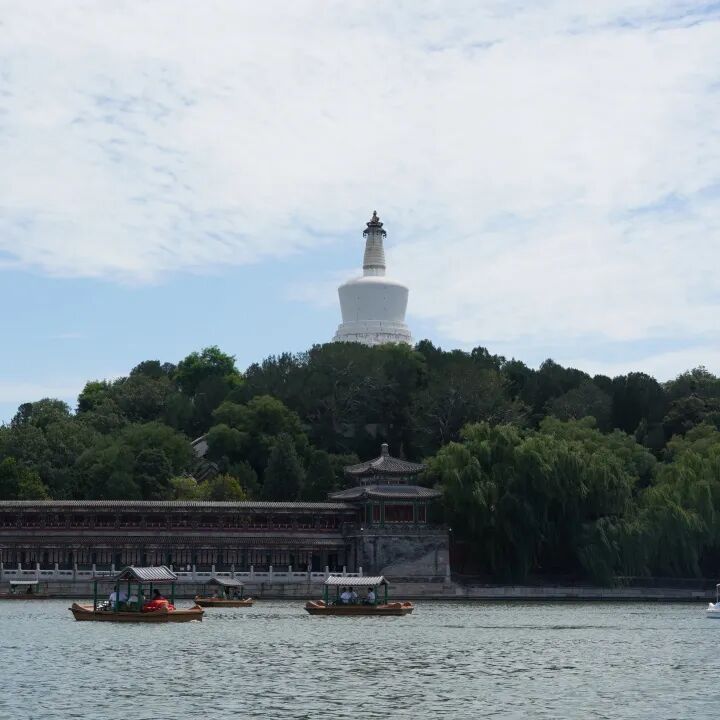 明起，北京五家市属公园游船开航！