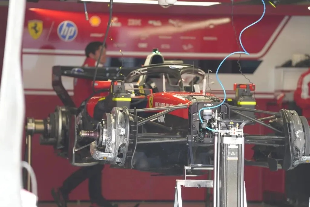 上海进入F1时间!23万车迷“疯狂”涌入,交通出行攻略请查收→ 上海进入F1时间!23万车迷“疯狂”涌入,交通出行攻略请查收→