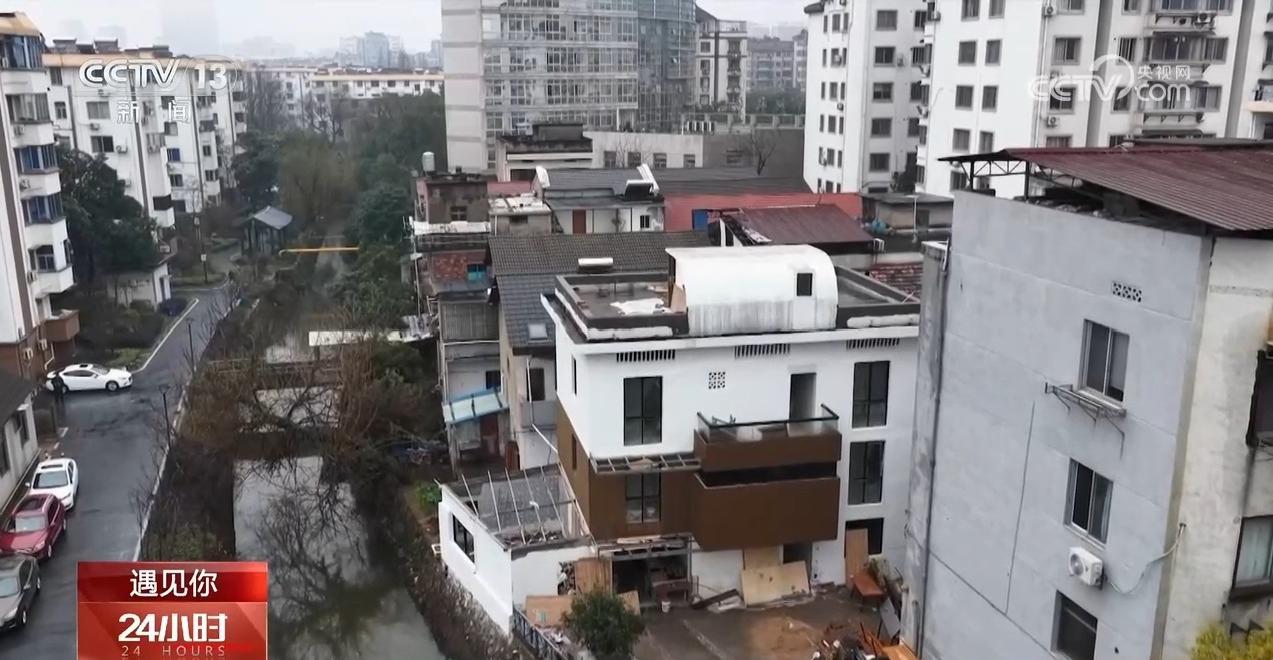 遇见你丨历时五年“手搓”爱的电梯 看77岁大爷的硬核浪漫 遇见你丨历时五年“手搓”爱的电梯 看77岁大爷的硬核浪漫