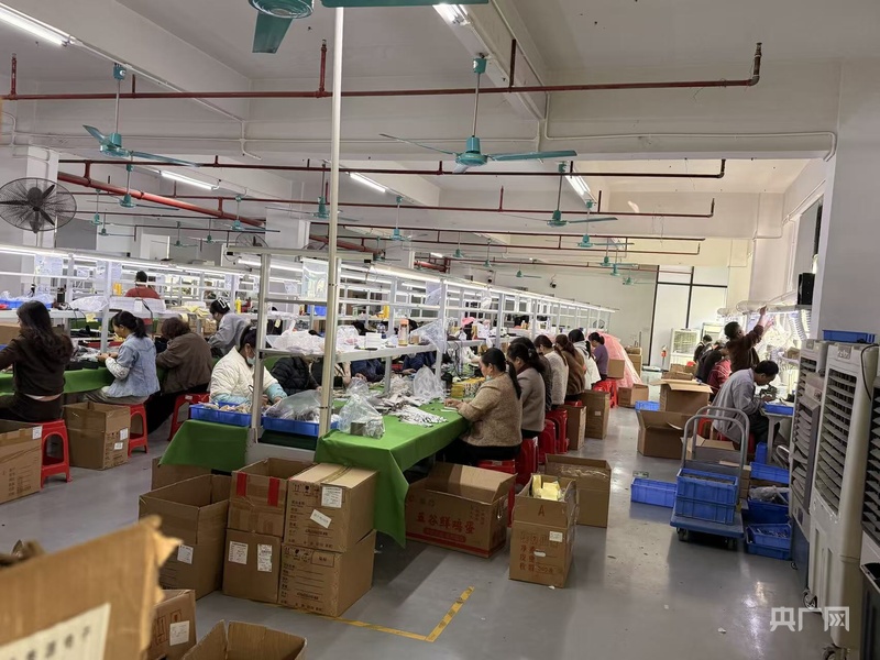 起底3C认证充电宝造假产业链:各大电商平台依然充斥大量虚假3C认证 起底3C认证充电宝造假产业链:各大电商平台依然充斥大量虚假3C认证