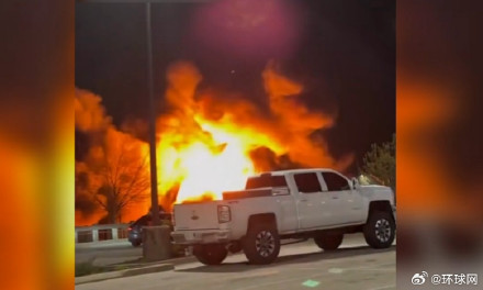 美国肯塔基州北部汽车与油罐车相撞 引发爆炸 美国肯塔基州北部汽车与油罐车相撞 引发爆炸