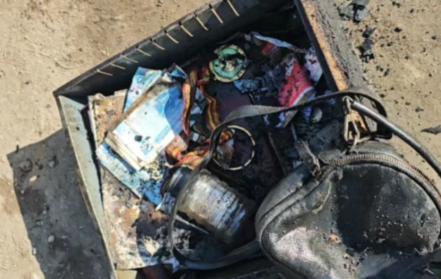 中年汉子红了眼眶!消防员从火海里抢回的,是这个家的“烟火日常” 中年汉子红了眼眶!消防员从火海里抢回的,是这个家的“烟火日常”