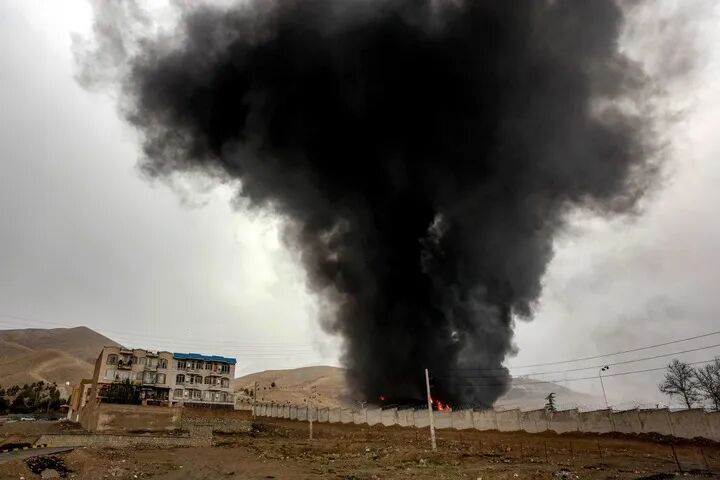 伊朗警告：若石油设施遭袭将“同等”报复