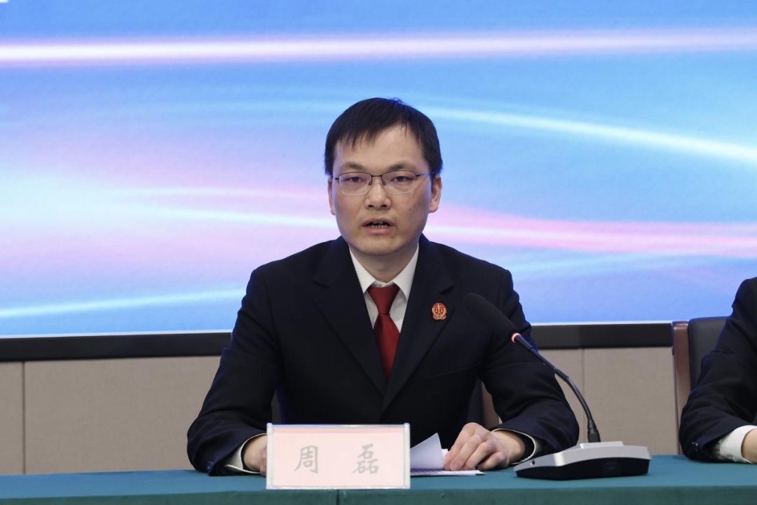 18岁学生医美遭遇“高利贷”!法院:不当诱导 赔偿! 18岁学生医美遭遇“高利贷”!法院:不当诱导 赔偿!