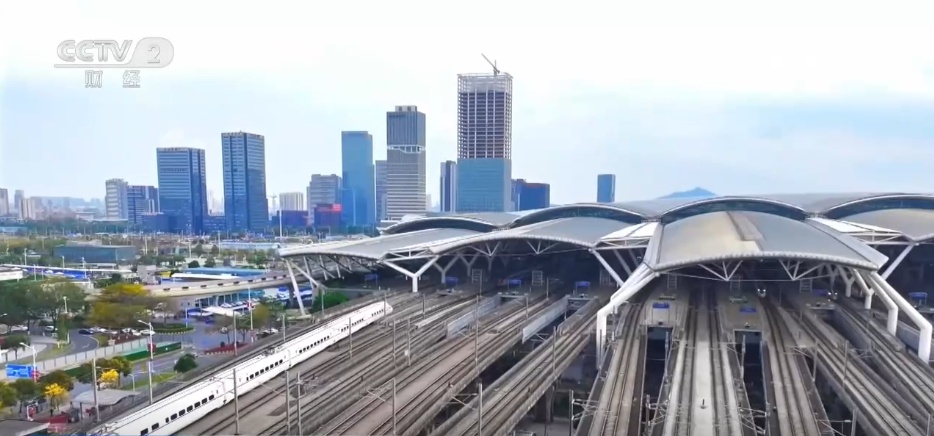 94亿人次，创历史新高！2026年春运收官 数据勾勒“流动的中国”万千盛景