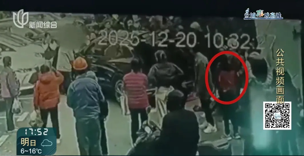 快递小哥救人致腰椎骨折，手术自费3万元，算工伤吗？