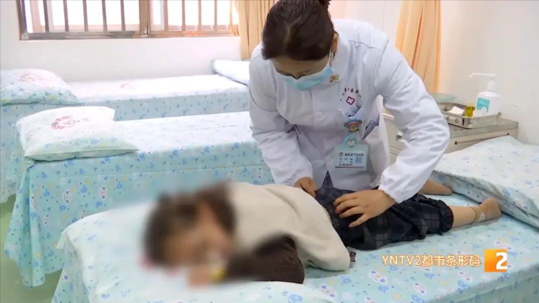 春季长高黄金期,中医“生长贴”火了?医生提醒:对症是关键,别盲目跟风! 春季长高黄金期,中医“生长贴”火了?医生提醒:对症是关键,别盲目跟风!