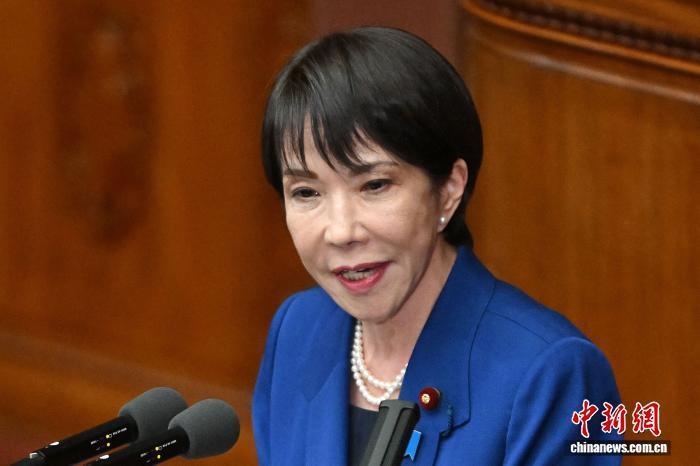 特朗普点名日本派舰“护航”,高市访美前夕陷入“尴尬” 特朗普点名日本派舰“护航”,高市访美前夕陷入“尴尬”