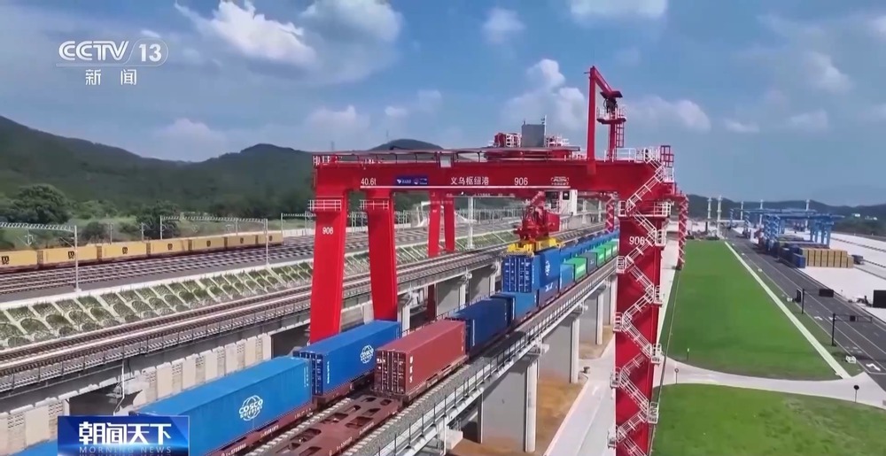 小产品走遍大世界 春日义乌涌动强劲发展势头