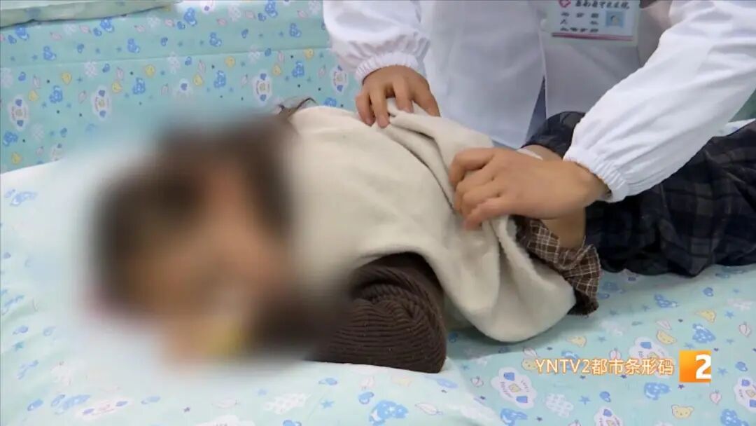 春季长高黄金期,中医“生长贴”火了?医生提醒:对症是关键,别盲目跟风! 春季长高黄金期,中医“生长贴”火了?医生提醒:对症是关键,别盲目跟风!