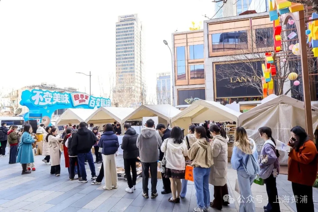 2小时已卖出5万只!上海市中心人人人人人,排起长队...日销量直冲15万只 2小时已卖出5万只!上海市中心人人人人人,排起长队...日销量直冲15万只