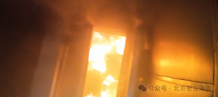 高层住宅起火，楼内50人零伤亡！只因做到关键一点