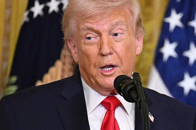 伊朗首次使用“泥石”,美拟组建“护航联盟”,战事速览→ 伊朗首次使用“泥石”,美拟组建“护航联盟”,战事速览→