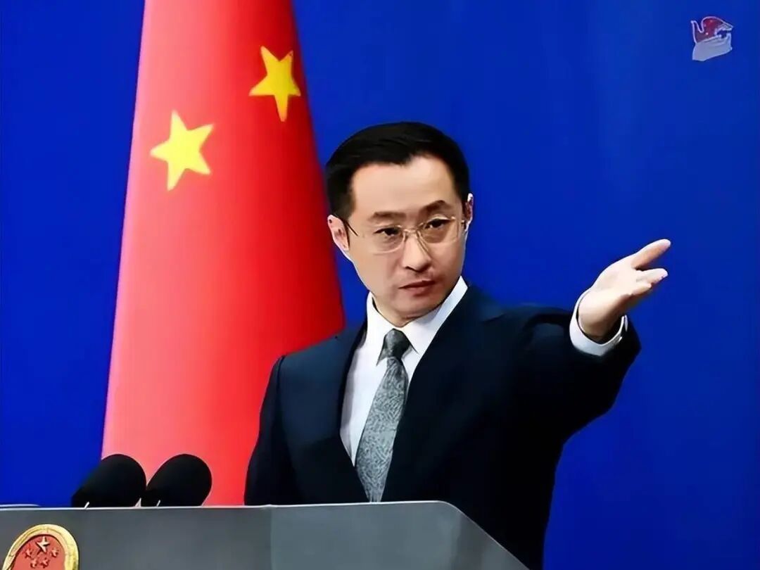 外交部：阿富汗和巴基斯坦是搬不走的邻居，两国间出现一些问题，只能通过对话协商解决