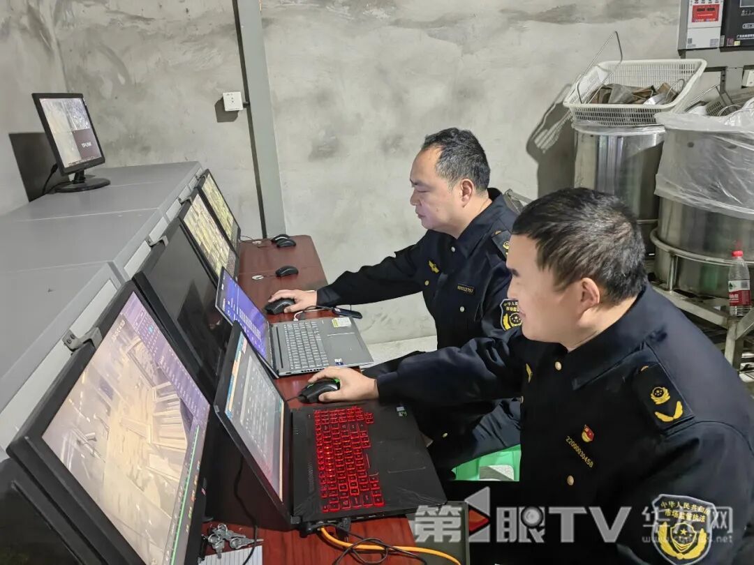 现场直击！央视“3·15”晚会曝光“漂白鸡爪”， 重庆市市场监管执法人员连夜调查处置