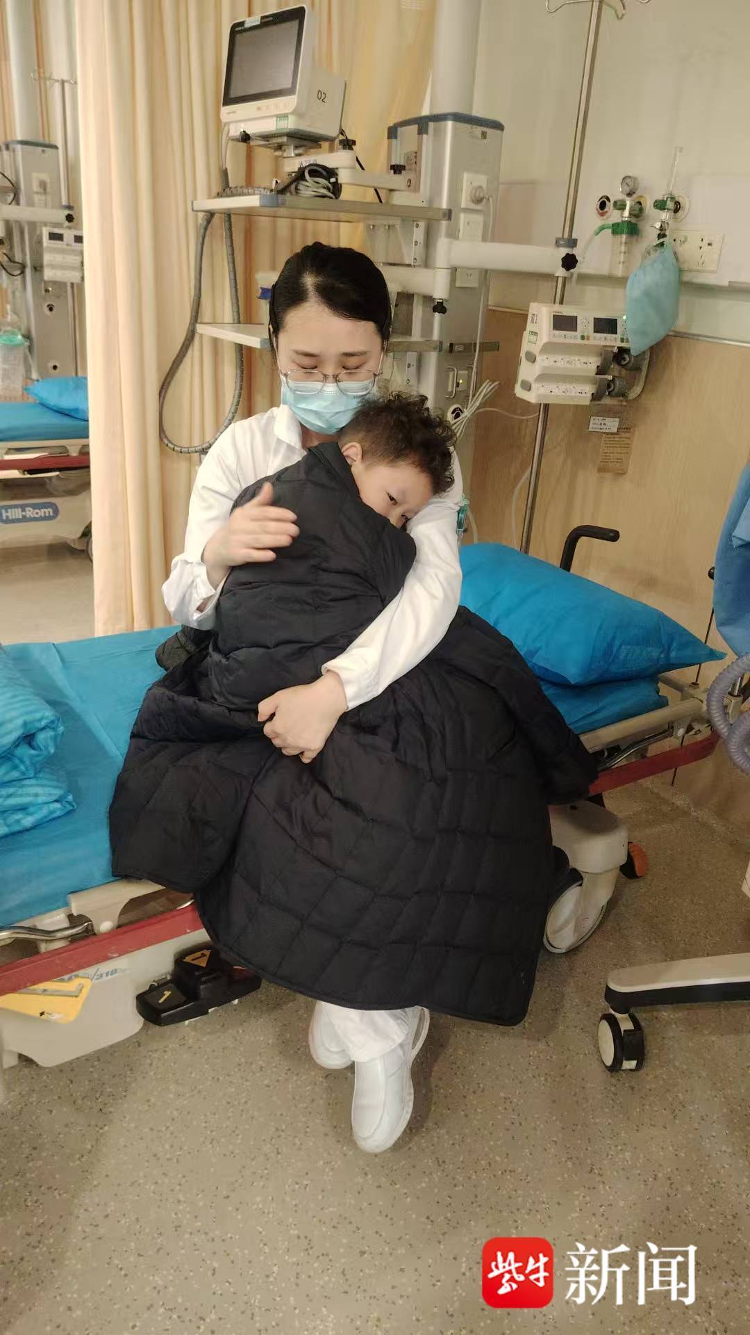 亳州男童窒息命悬一线 南京中北的哥出手转危为安 亳州男童窒息命悬一线 南京中北的哥出手转危为安