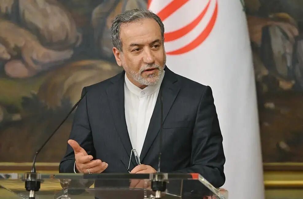 伊朗首次使用“泥石”,美拟组建“护航联盟”,战事速览→ 伊朗首次使用“泥石”,美拟组建“护航联盟”,战事速览→