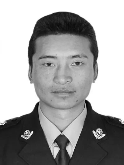 痛心！37岁民警抓捕命案逃犯时壮烈牺牲