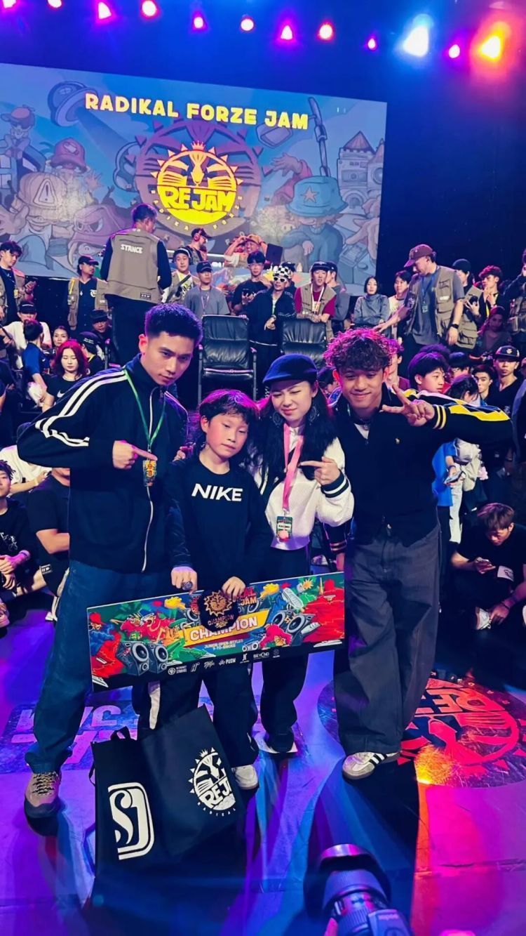 苏州12岁“小孩哥”，拿下世界冠军！